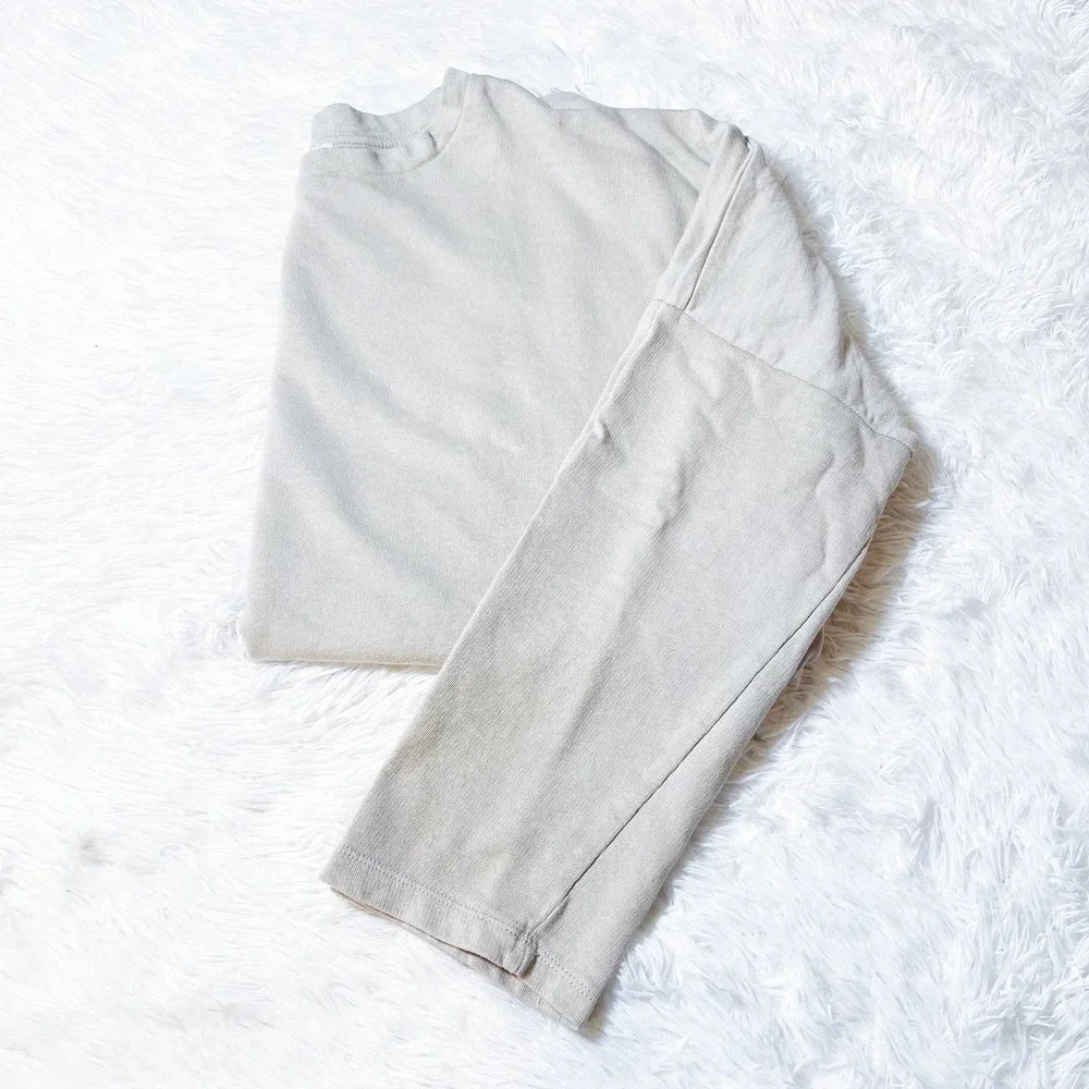 Zara Classic Crewneck Light Sweater Beige Size S